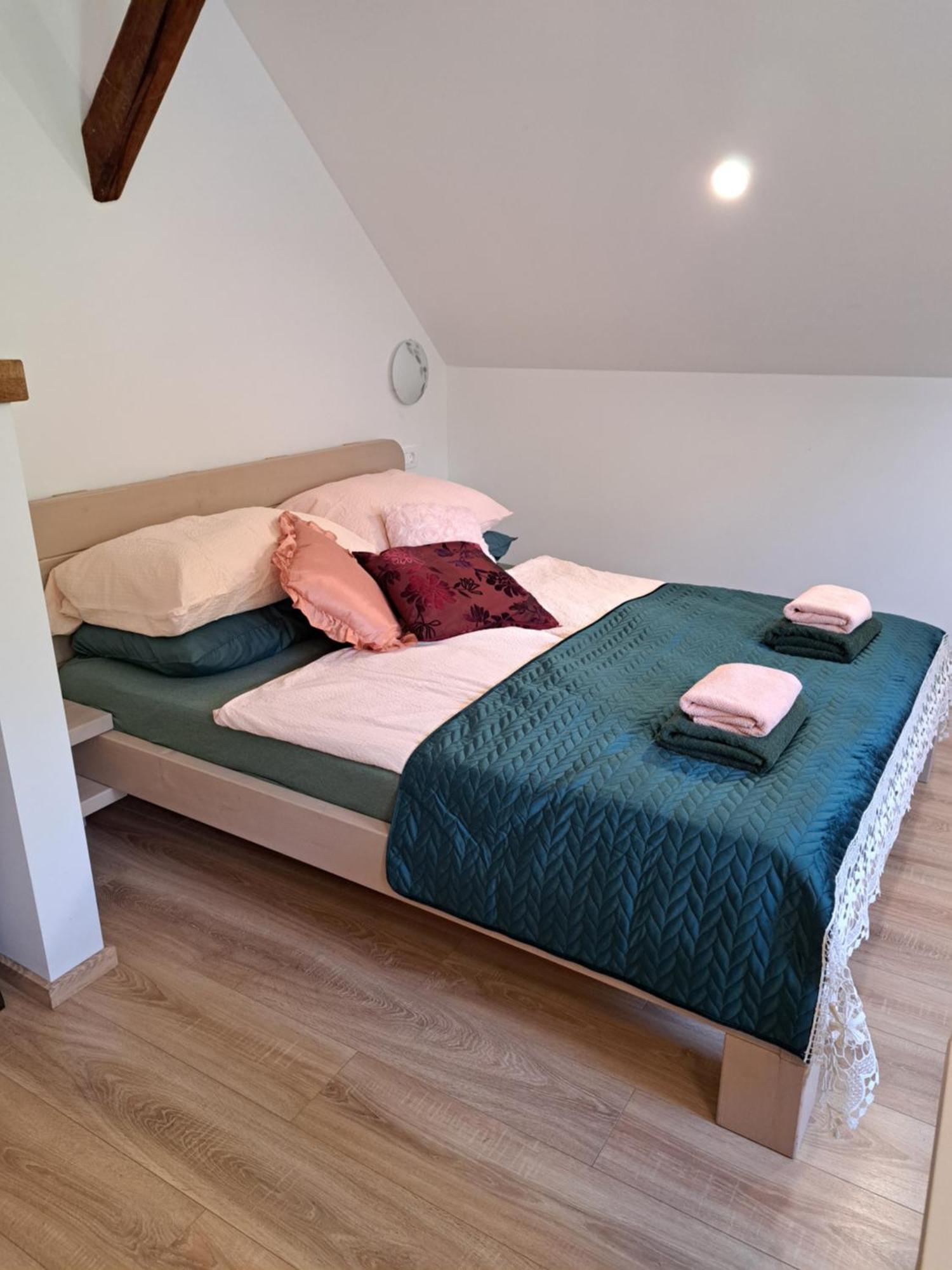 Ferienwohnung Apartmaji Magda Zgornje Gorje Exterior foto